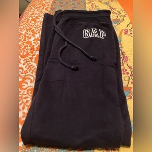 GAP sweatpants, M